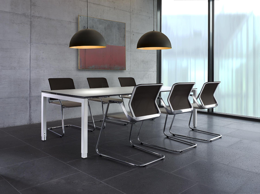 Mehr von Besucherstühlen