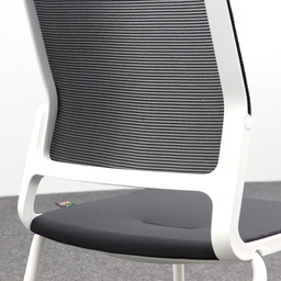 4-Fuss Stühle Sitag SitagXilium Mesh